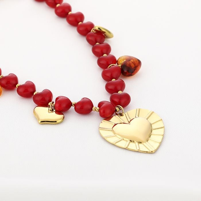 Rode kralen ketting met bedels