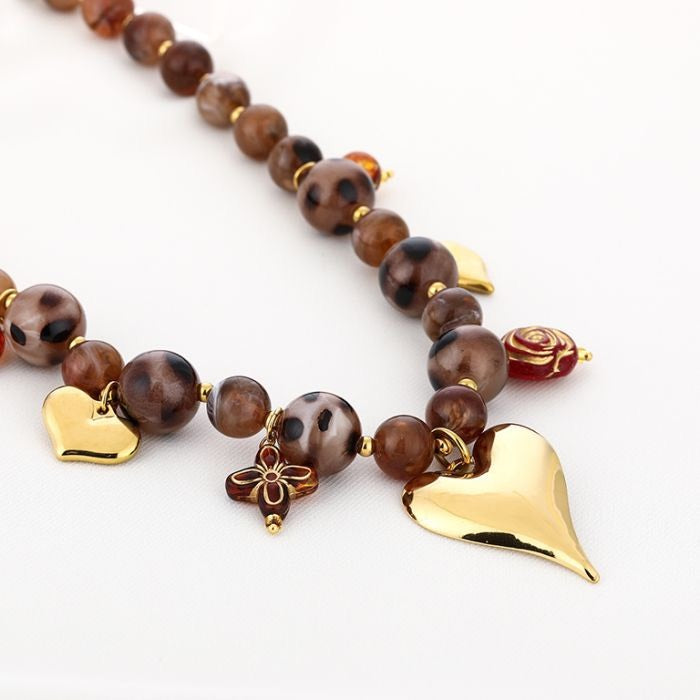 Bruine kralen ketting met bedels